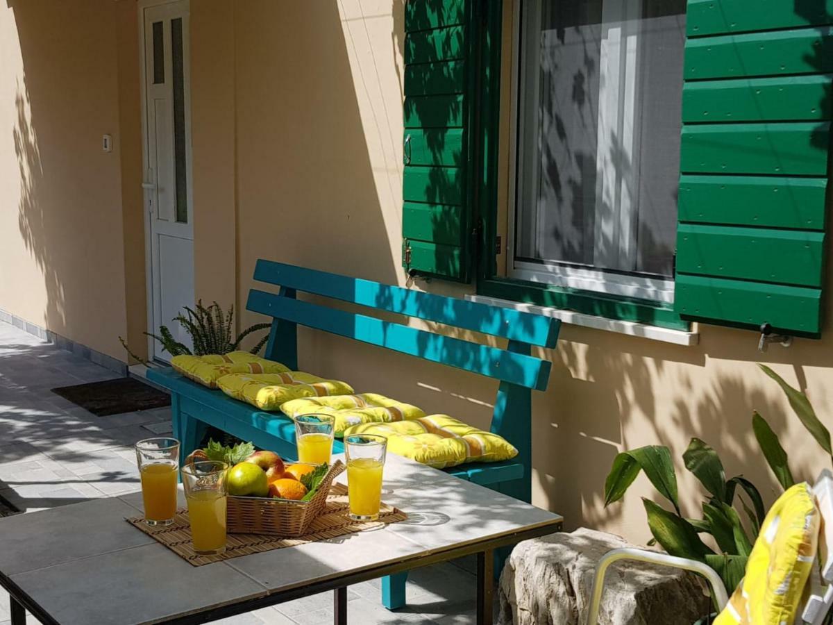 Apartment Taja, Cijela Kuca I Vrt Samo Za Vas Spalato Esterno foto